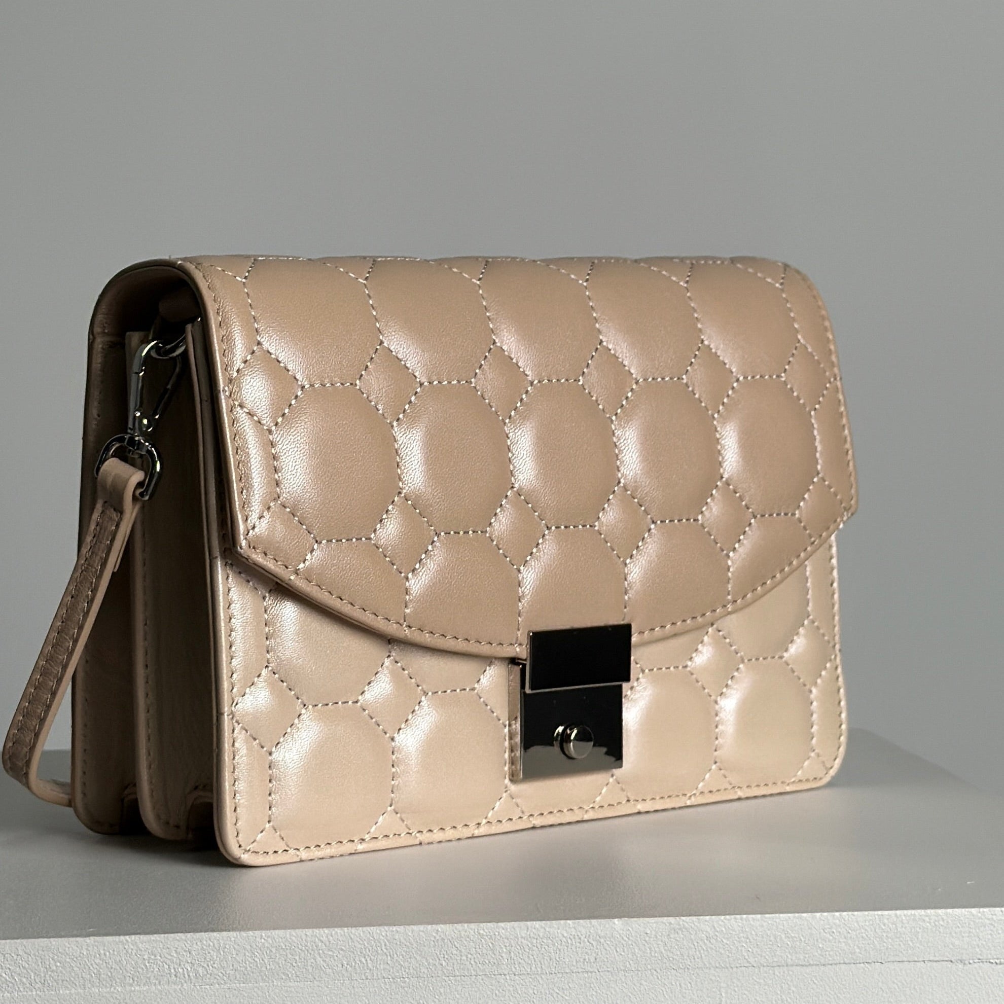 Imperfections Sale - Aster Bag in Eclipse