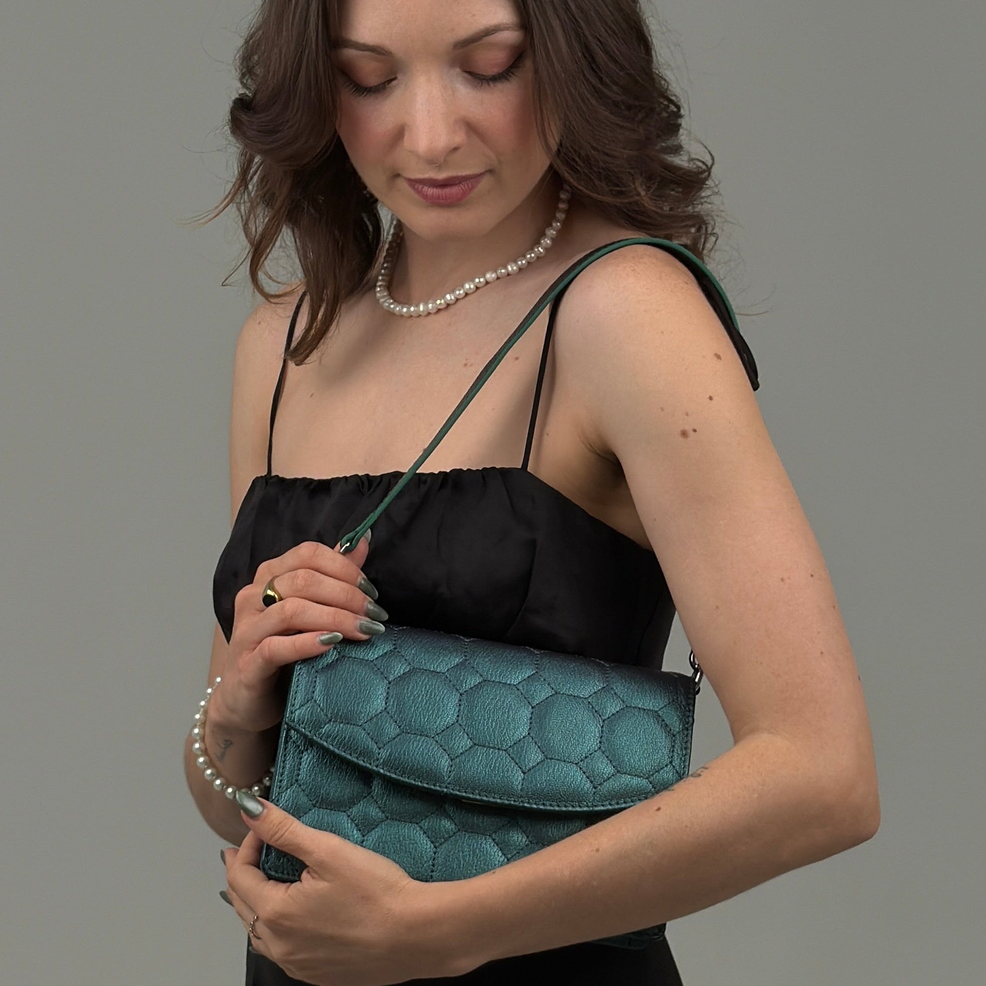 (PRE-ORDER) The Aster Bag in Emerald Green